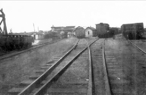 1908 View of the Louisville & Nachville Railroad shops at Earlington, Ky. - Submitted by Dennis Carnal