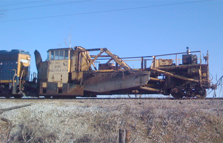 I caught this Jordon Spreader, by chance, behind Trover’s Regional Medical Center in Madisonville.  Shortly after the picture was taken, the crew set out down the Morganfield Branch.  Bill Thomas